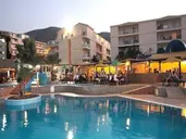 Eri Beach & Village