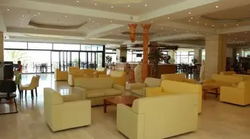 Eri Beach & Village