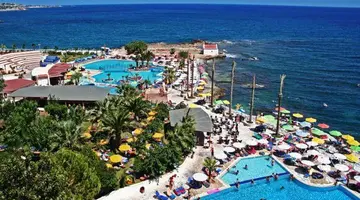 Eri Beach & Village