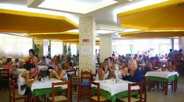 Eri Beach & Village
