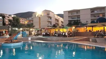 Eri Beach & Village
