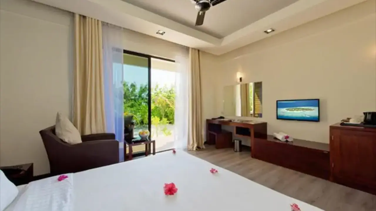 Eri Maldives (ex. Eriyadu Island Resort)