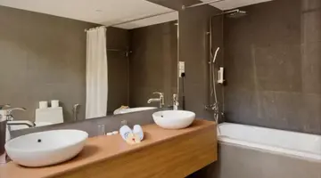 Eri Maldives (ex. Eriyadu Island Resort)