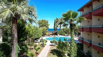 Esma Clove Resort & Spa