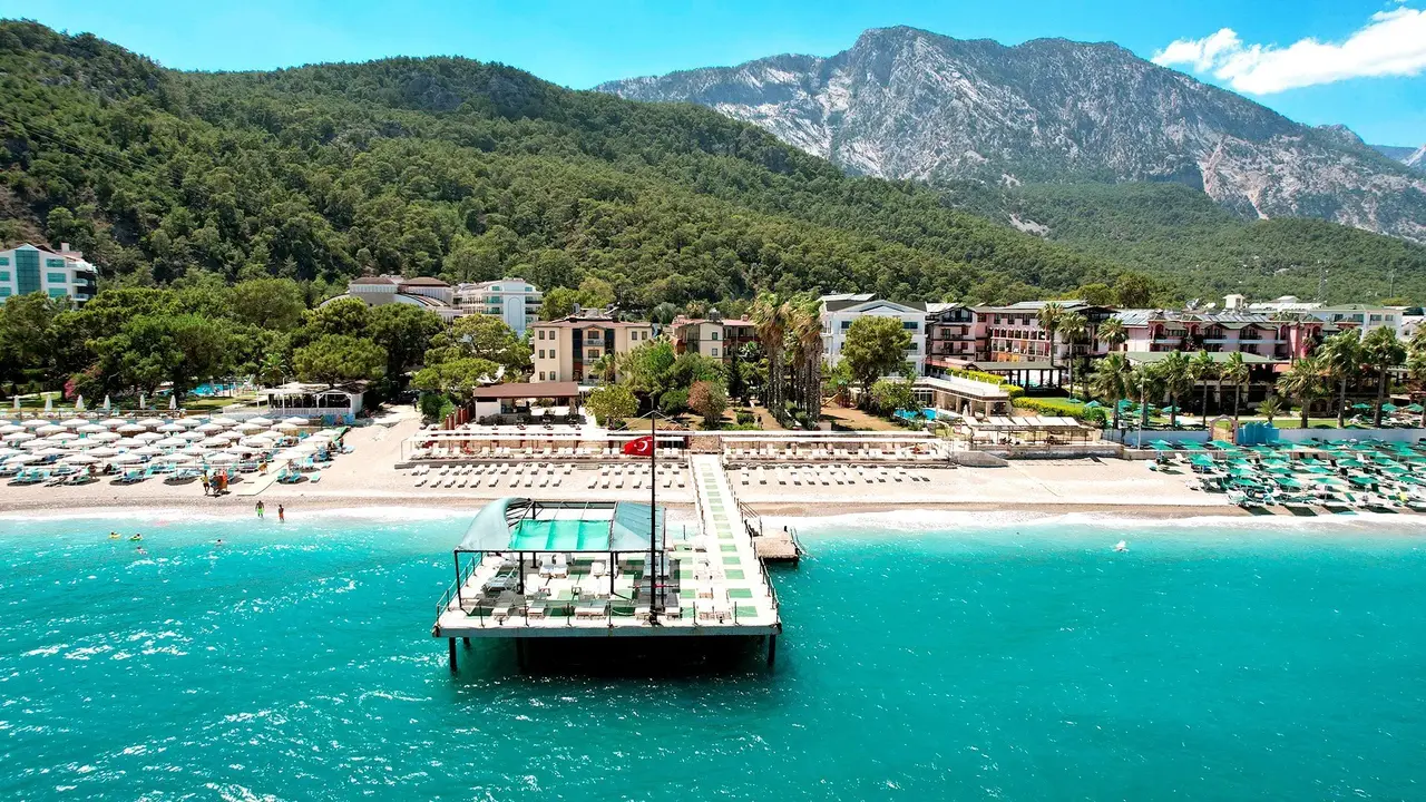 Esma Clove Resort & Spa