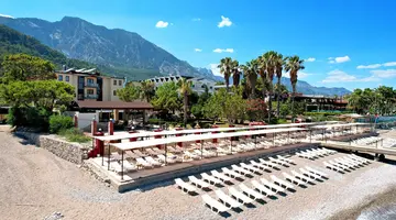 Esma Clove Resort & Spa