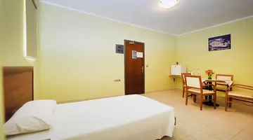 Esmeralda Hotel