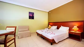 Esmeralda Hotel
