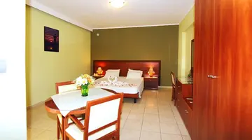 Esmeralda Hotel