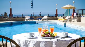 Esmeralda Maris by Livvo Hotel