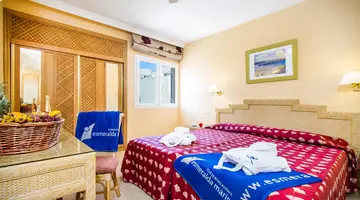 Esmeralda Maris by Livvo Hotel