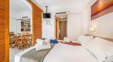ESPERIA CITY HOTEL- RHODESTOWN