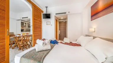ESPERIA CITY HOTEL- RHODESTOWN