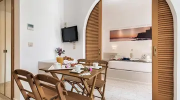 ESPERIA CITY HOTEL- RHODESTOWN
