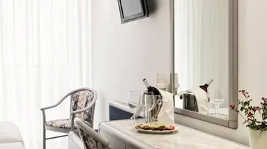 ESPERIA HOTEL