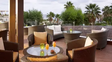 Esperos Palace