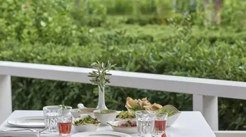 Esperos Palace