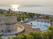 Esperos Palace