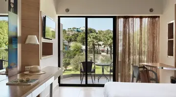 Esperos Palace