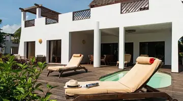 ESSQUE ZALU ZANZIBAR