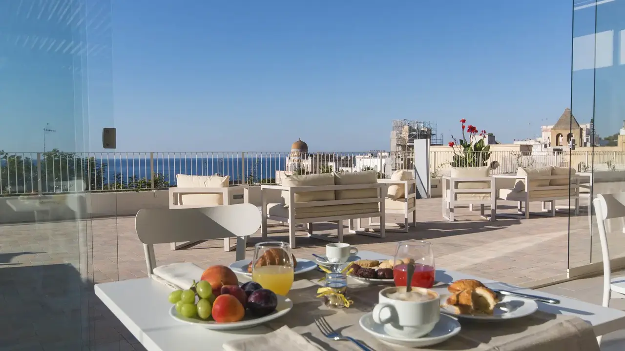 Est Hotel