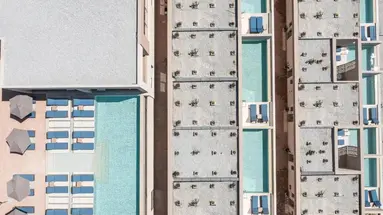 Este Elegant Suites & Villas
