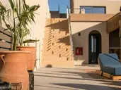 Este Elegant Suites & Villas