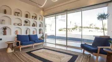 Este Elegant Suites & Villas