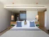 Este Elegant Suites & Villas