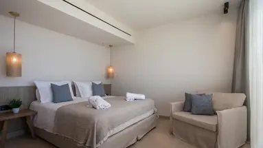 Este Elegant Suites & Villas