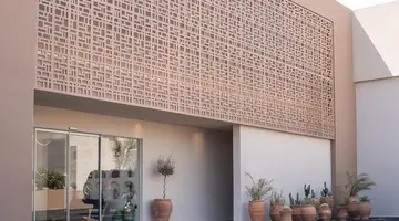 Este Elegant Suites & Villas