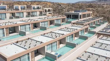 Este Elegant Suites & Villas