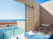 Este Elegant Suites & Villas