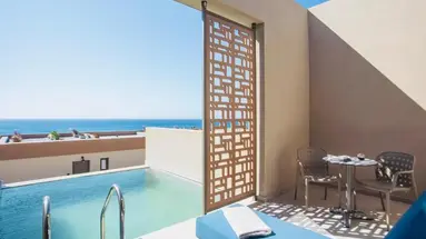 Este Elegant Suites & Villas