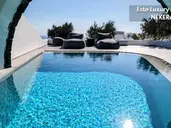 Este Luxury Suites