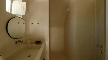 Este Luxury Suites
