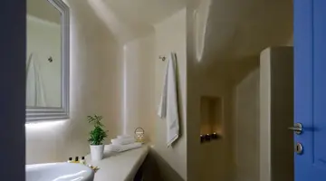 Este Luxury Suites