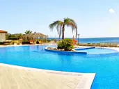 Estella Club