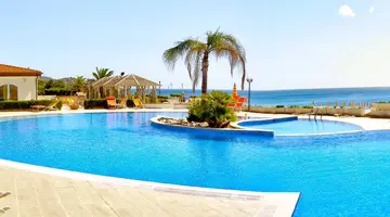 Estella Club