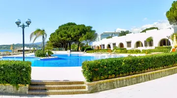 Estella Club