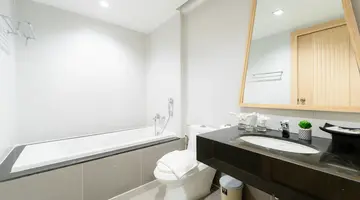 ESTELLA PHUKET MAI KHAO BEACH RESORT (ex. D VAREE MAI KHAO BEACH PHUKET)