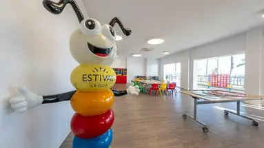 Estival Torrequebrada