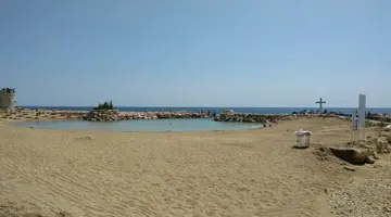 Estreya Palace and Residence