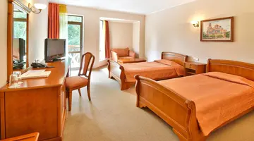 Estreya Palace and Residence