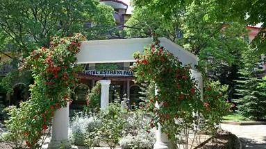 Estreya Palace