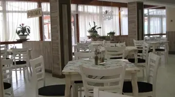 Estreya Palace