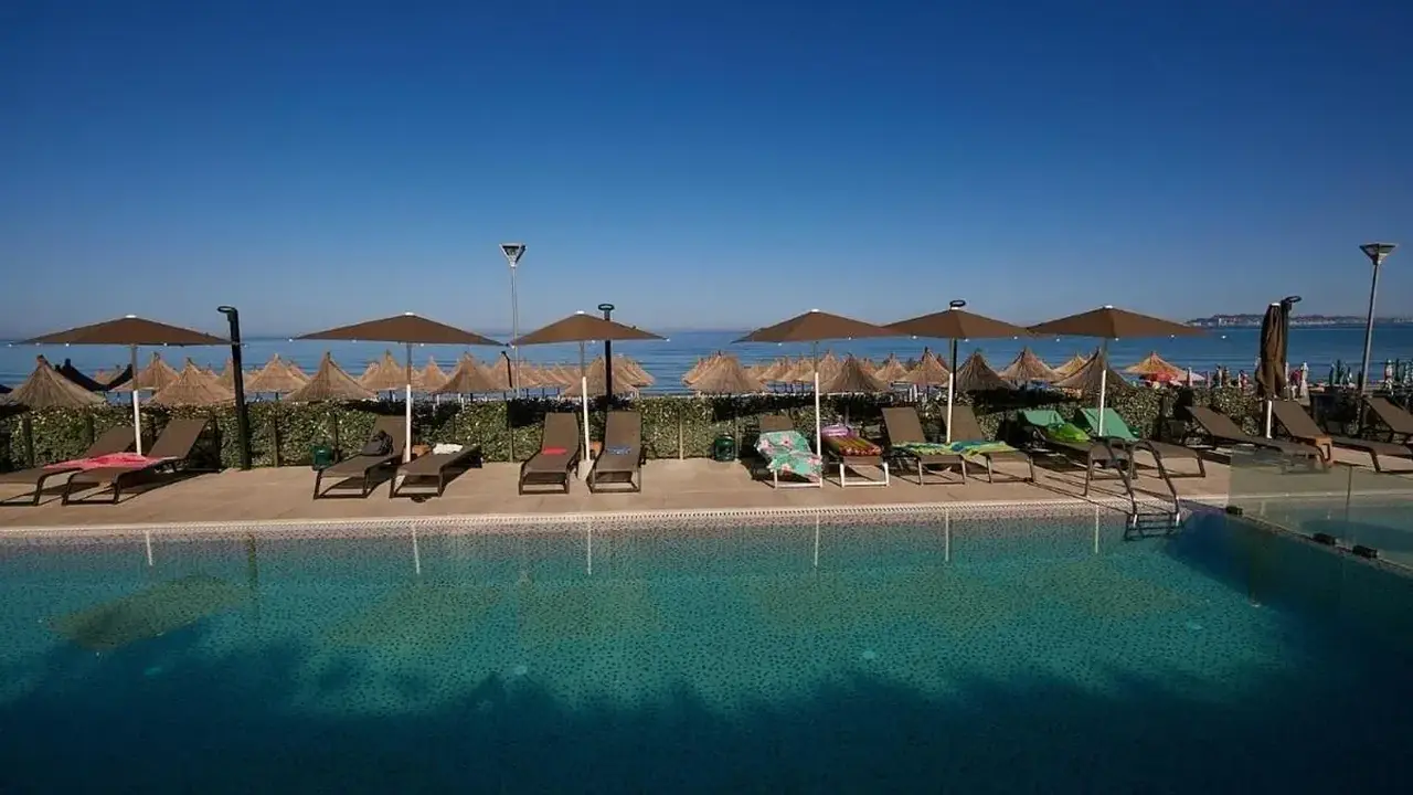 Eter Hotel