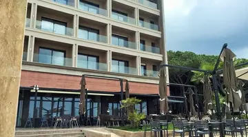 Eter Hotel
