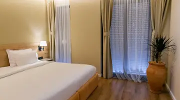 Eter Hotel