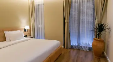 Eter Hotel